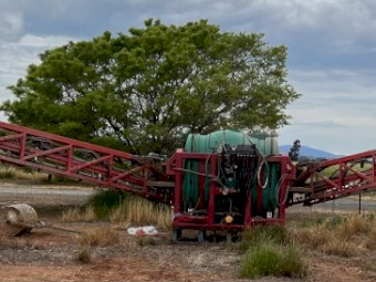 Croplands 36 metre linkage sprayer