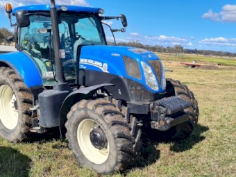 New Holland T7 200 Elite