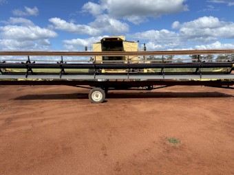 TX36 New Holland header