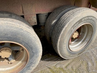 1997 Pohlner Tri Axle Tipper