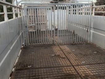 1996 Mitsubishi FM658 Truck with 24’ 2x1 Stock Crate