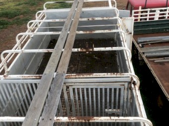 1996 Mitsubishi FM658 Truck with 24’ 2x1 Stock Crate