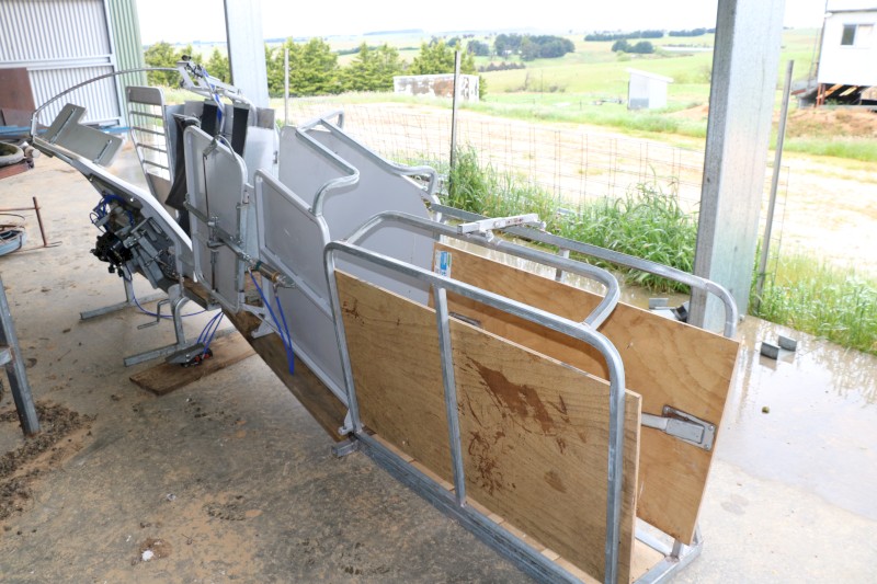 Hecton Sheep Handler