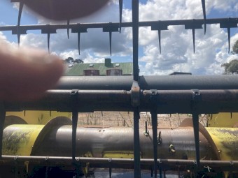 New Holland 971 30ft Front with Smale pea plucker