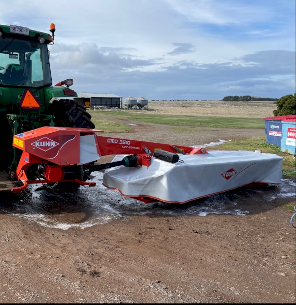 2020 Kuhn GMD3510-FF Mower