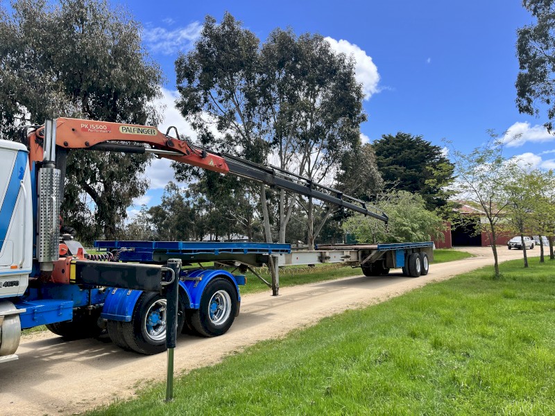 1991 International Transtar Crane Truck Extendable