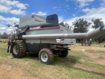 Gleaner R75 and 40ft front 