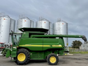 2002 John Deere 9650 STS Header with 930D 30ft Front & Trailer