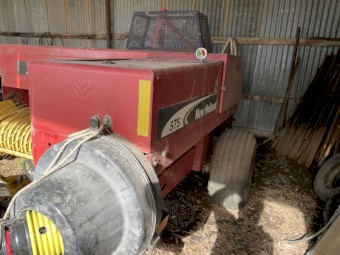 New Holland 575 Small Square Baler and Rebel 15 Bale Accumulator