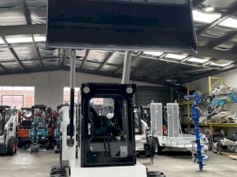 SK-75W Skid Steer loader Italian PWG brand hydraulic pump For sale