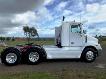 Freightliner 2007 day cab prime mover