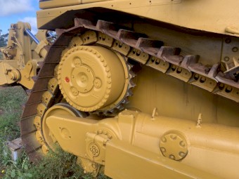 Caterpillar D8L