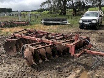 International 24 plate 3-4 offset 