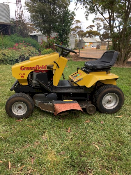 Greenfield 13/32 Mark2 Evolution III Ride-on Mower
