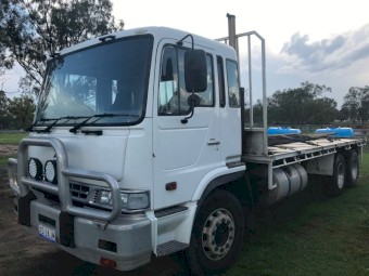 1999 Hino Ranger FS1K 1999 18sp RR Tray Truck