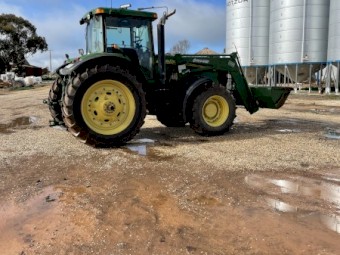 2005 John Deere 7820 with Challenge Front End Loader