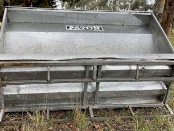 1 tonne Paton Grain Feeder