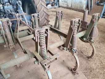 WANTED Old John Shearer Chisel Plough 5 or 7 Tyne Twin Spring