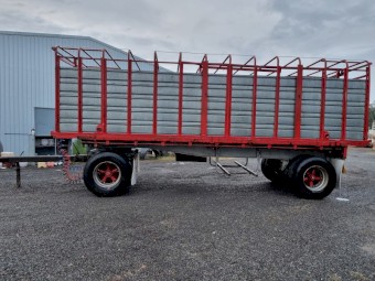 1982 Gatton Cattle Crate Dog Trailer