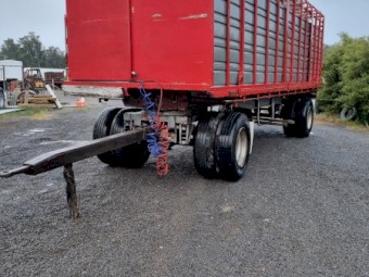 1982 Gatton Cattle Crate Dog Trailer