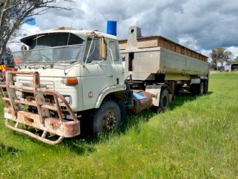 truck and tipper paddock unit