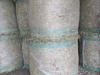 Lucerne Hay - 4x4 Rounds