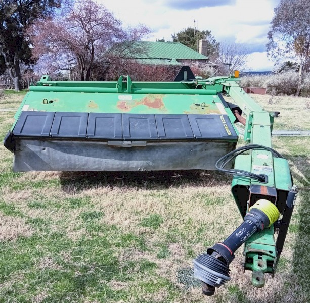 John Deere MoCo 925 impeller mower conditioner