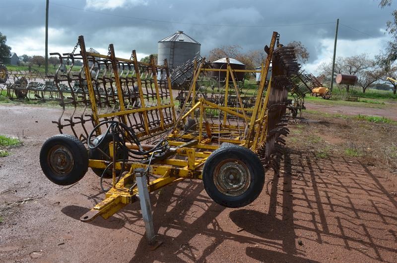 Coolamon 40ft hydraulic harrows 