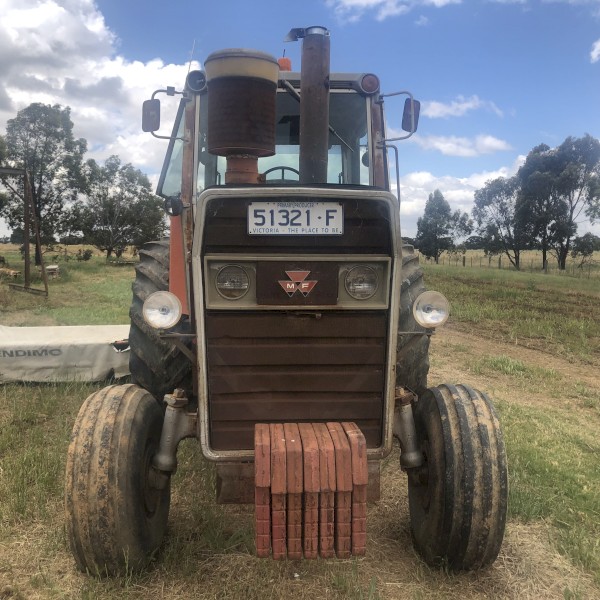 Massey Ferguson V8 2745 Tractor