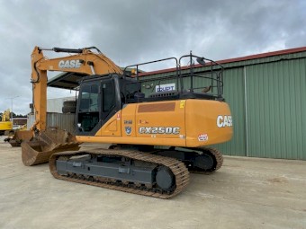 CASE CX250C NEW CHAINS