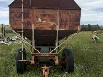 Lick feeder converted from chaser bin
