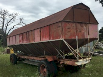 Lick feeder converted from chaser bin