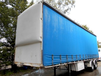 Freighter 1989  Curtainsider / Tautliner
