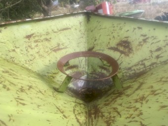 1 Tonne trailing super spreader