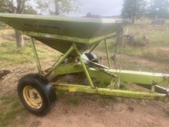 1 Tonne trailing super spreader