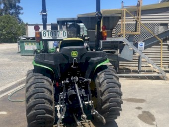 John Deere 3038E Tractor