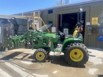 John Deere 3038E Tractor