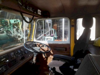 1987 International Acco 2250D Twin Steer