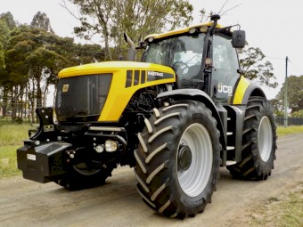 2014 JCB Fastrac 8310 4x4  306hp Agricultural Farm Tractor