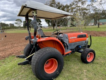 Kubota L5030 Tractor