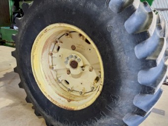 WANTED 24.5-32 Firestone Tyre