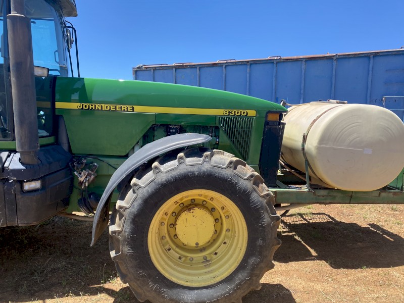 Under Auction - (A209) John Deere 8300 Tractor 