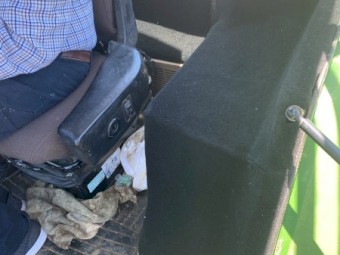 Under Auction - (A209) John Deere 8300 Tractor 