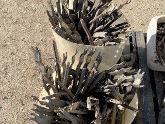 Harvestaire Crop Lifters