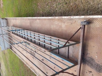 Sheep loading ramp
