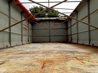 1986 International ACCO 1950D Tipper Truck