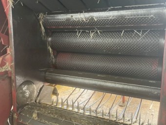 New Holland 650 Fastnet Round Baler