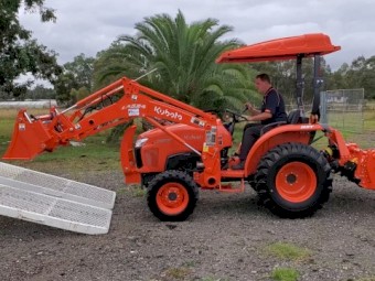 Kubota L3800HD 38HP 4WD, FEL and Attachments