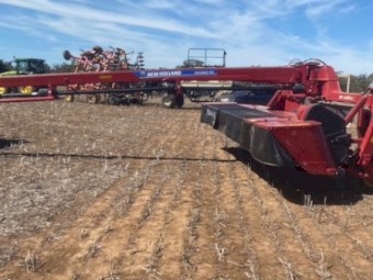 Under Auction - (A212) 2016 New Holland Mower Conditioner 