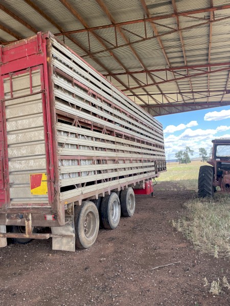 1989 Byrnes 4x2 Stock Crate